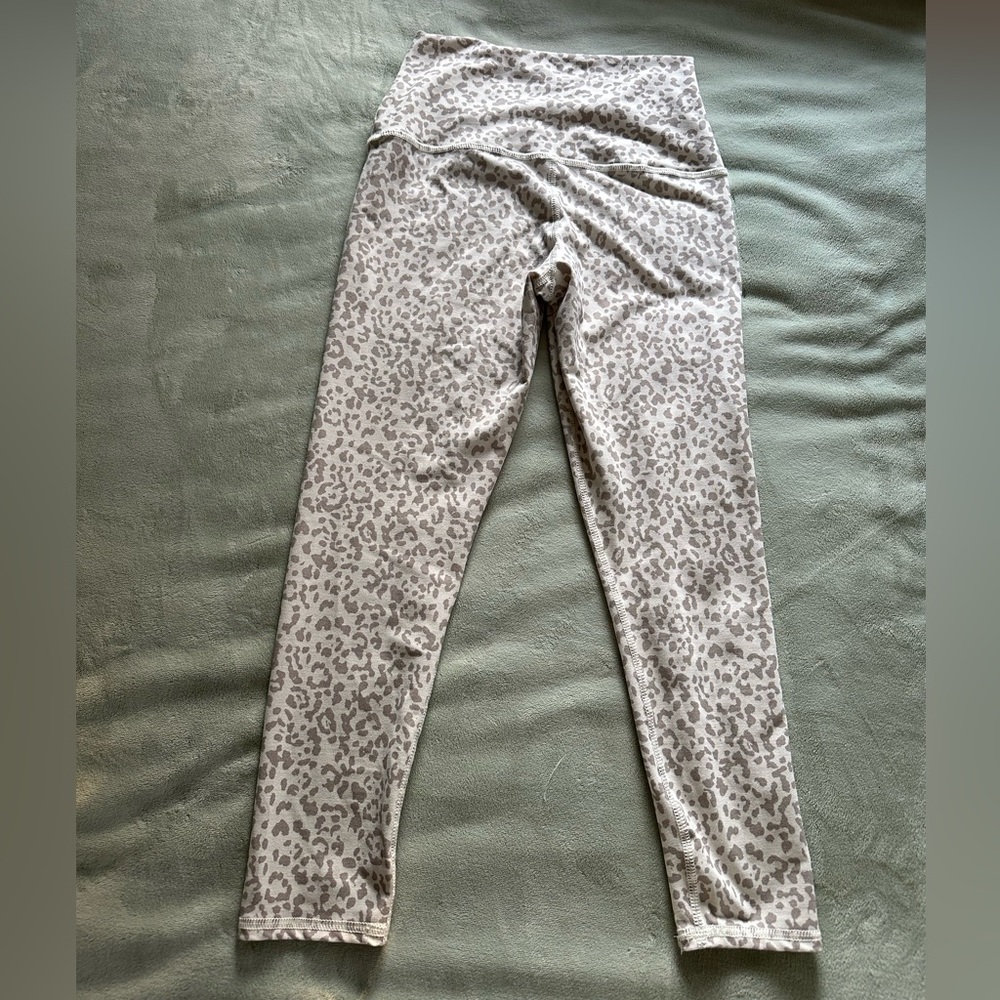 Evolution & Creation Gray and White leopard cropped Leggings